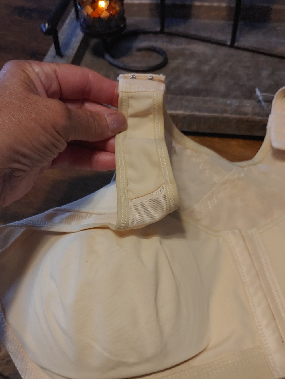 NWT 2X Embraced Front Closure Beige Unpadded Wirefree Posture Bra - Picture 6 of 11